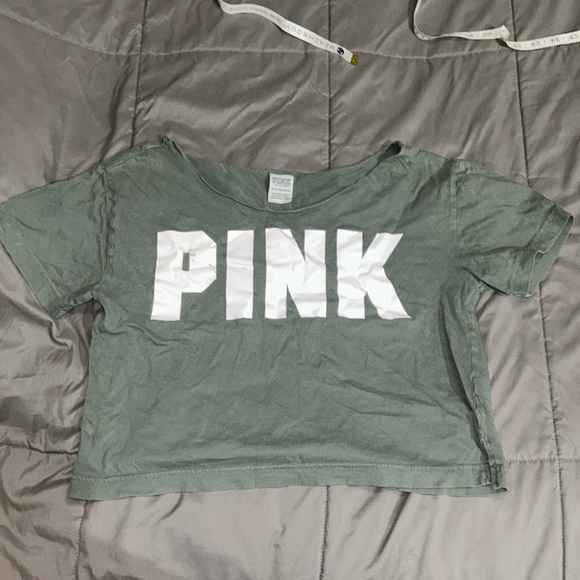 PINK green shirt - Picture 1 of 4